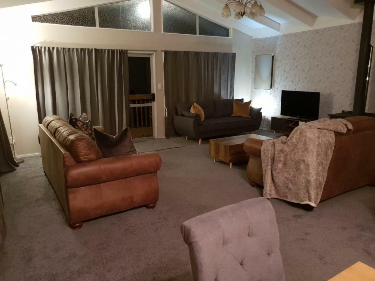B, D & D Bed And Breakfast Taupo Luaran gambar