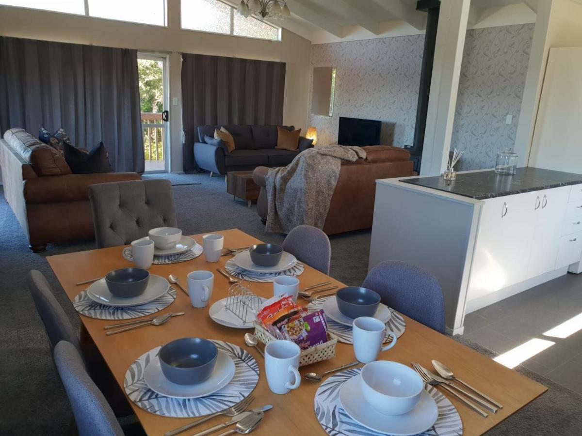 B, D & D Bed And Breakfast Taupo Luaran gambar